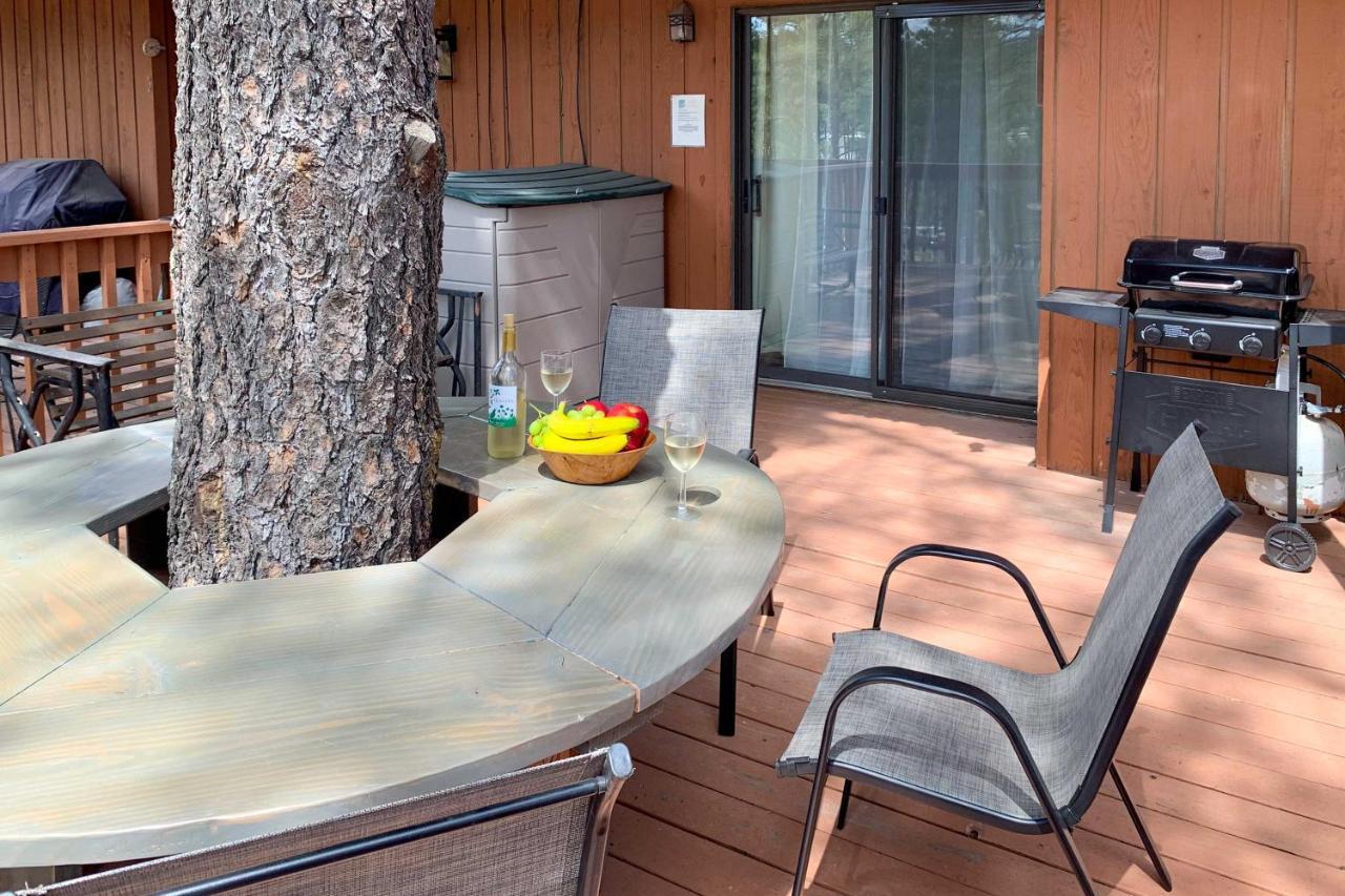 Apartment Forested With Deck And Fireplace!